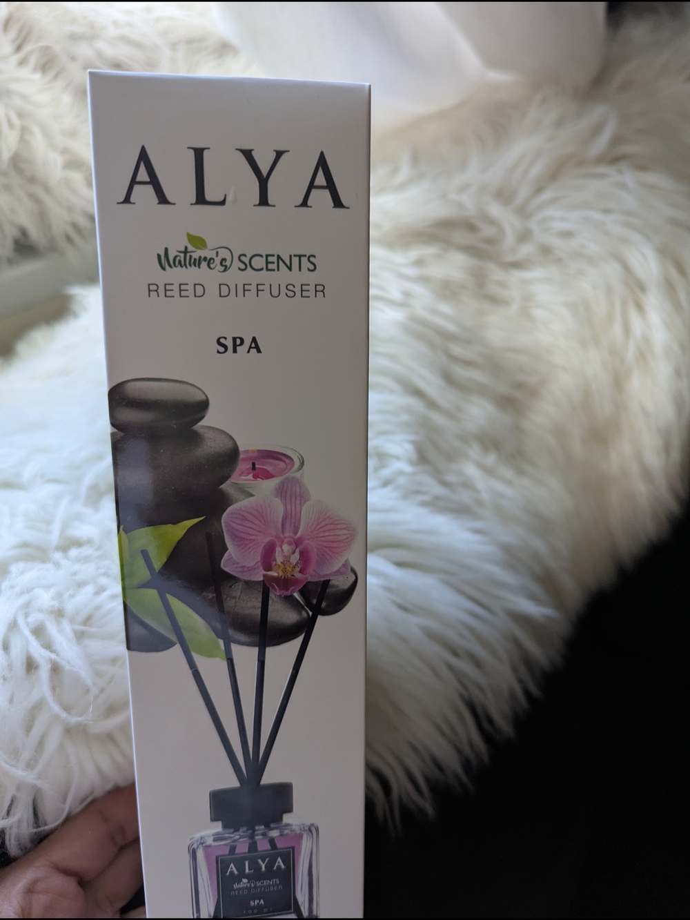 ALYA Spa Reed Diffuser - Pink & Black - Picture 2 of 3